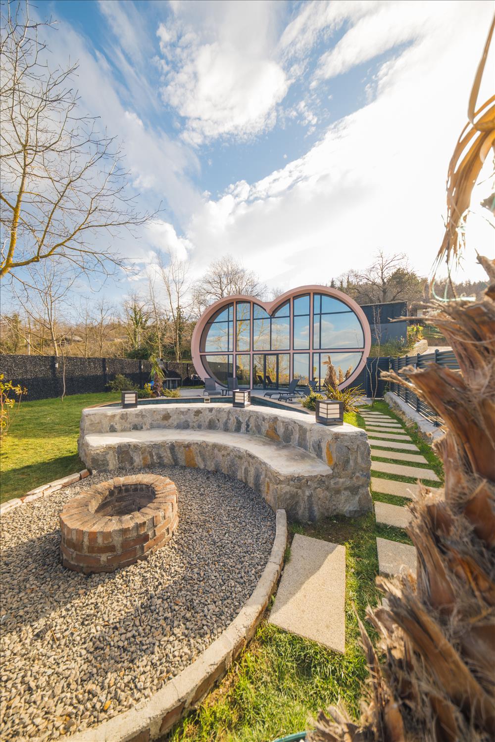 listing card gallery