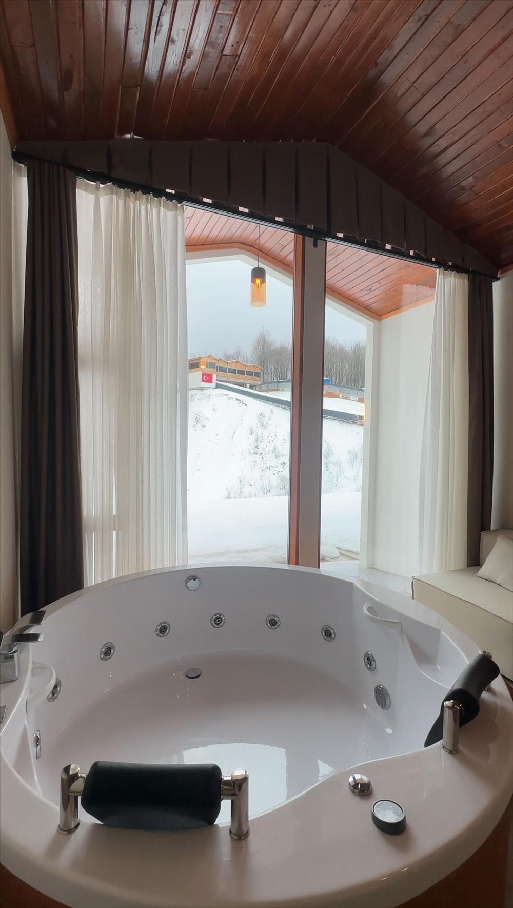 listing card gallery