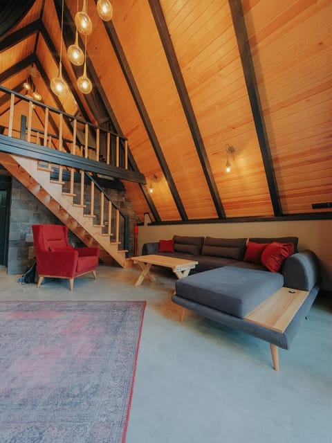 listing card gallery