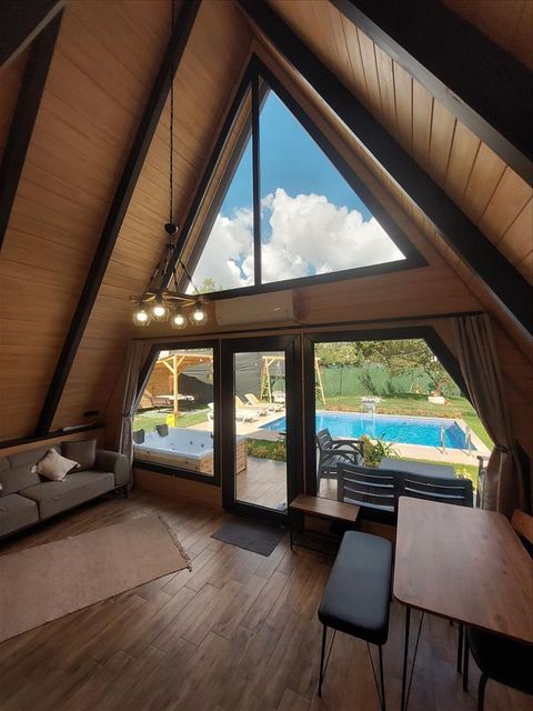 listing card gallery