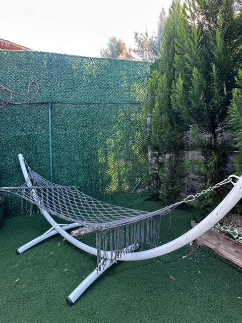 listing card gallery