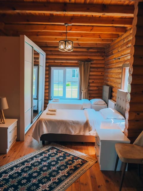 listing card gallery