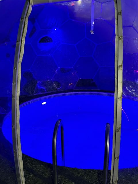 listing card gallery