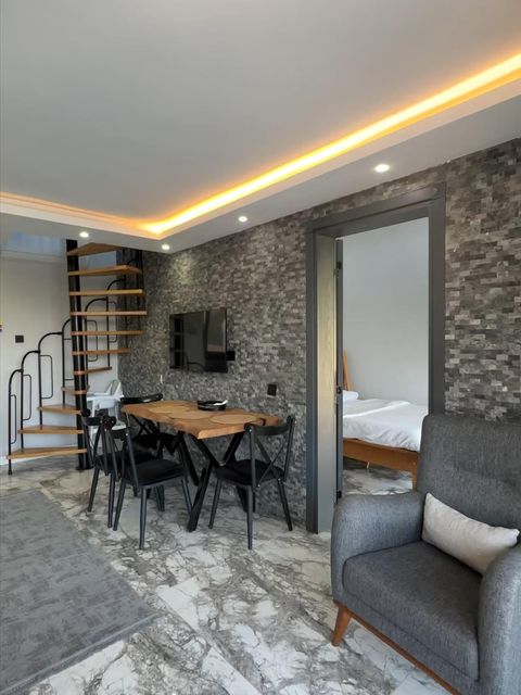 listing card gallery