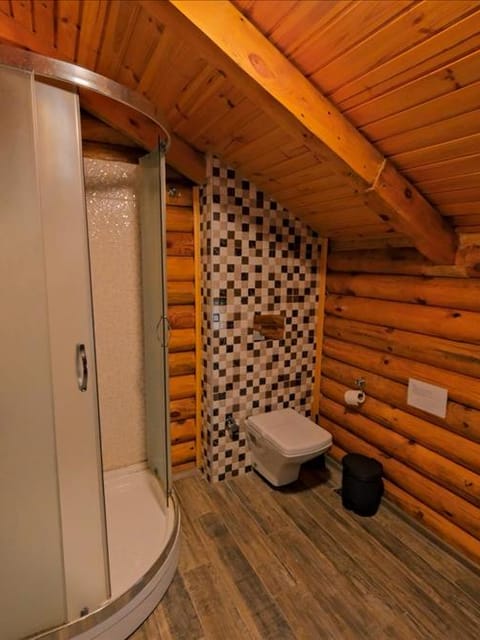 listing card gallery