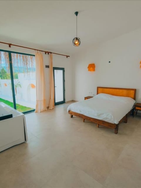 listing card gallery