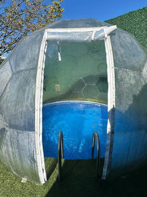 listing card gallery