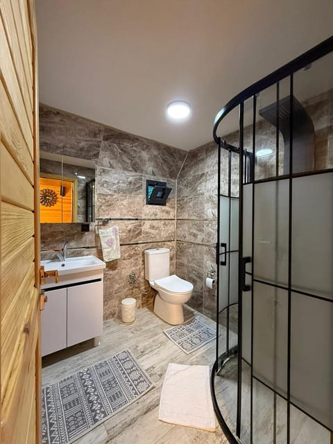 listing card gallery