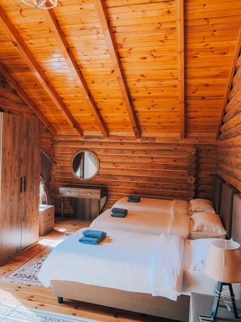 listing card gallery