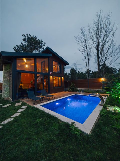 listing card gallery