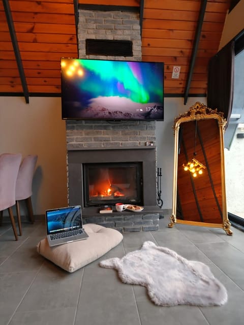 listing card gallery