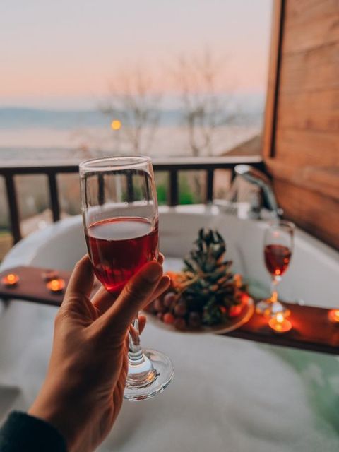 listing card gallery