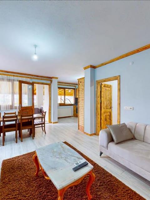 listing card gallery