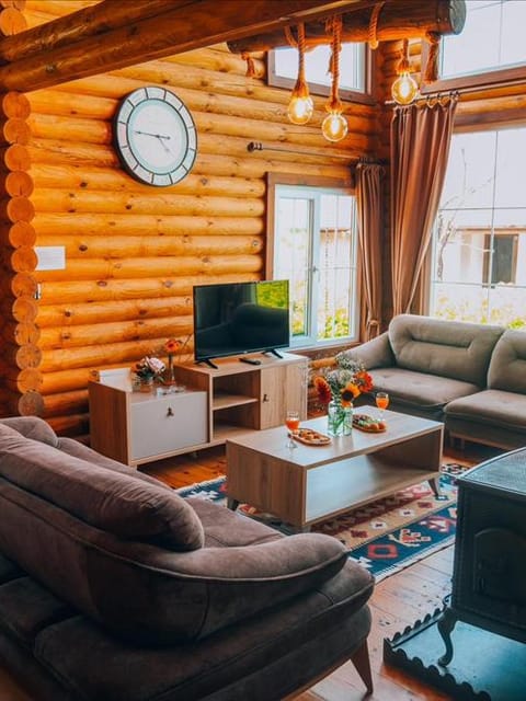 listing card gallery