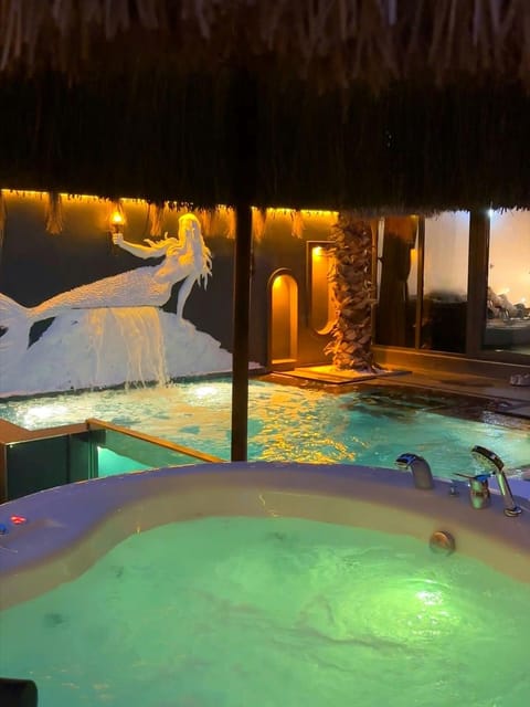 listing card gallery