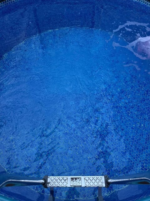 listing card gallery