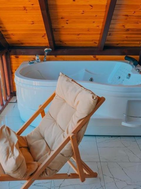 listing card gallery