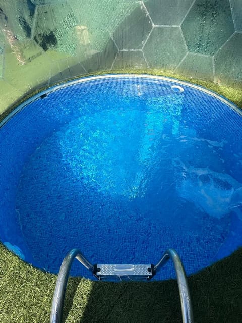 listing card gallery