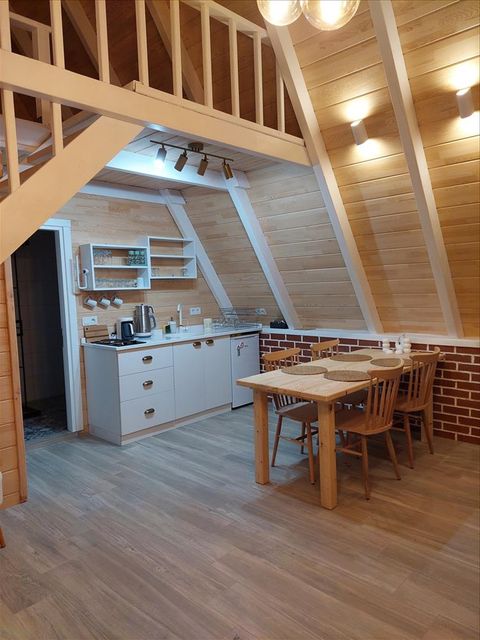 listing card gallery